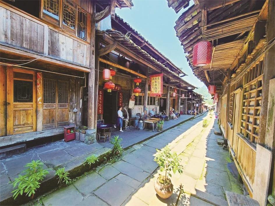“才聚鸢都—博士潍坊行”青年学者泰山国际论坛 暨潍坊学院第七届“鸢都行”博士论坛举行